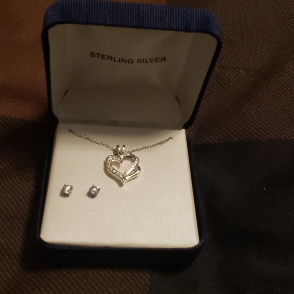 Earings & Necklace set